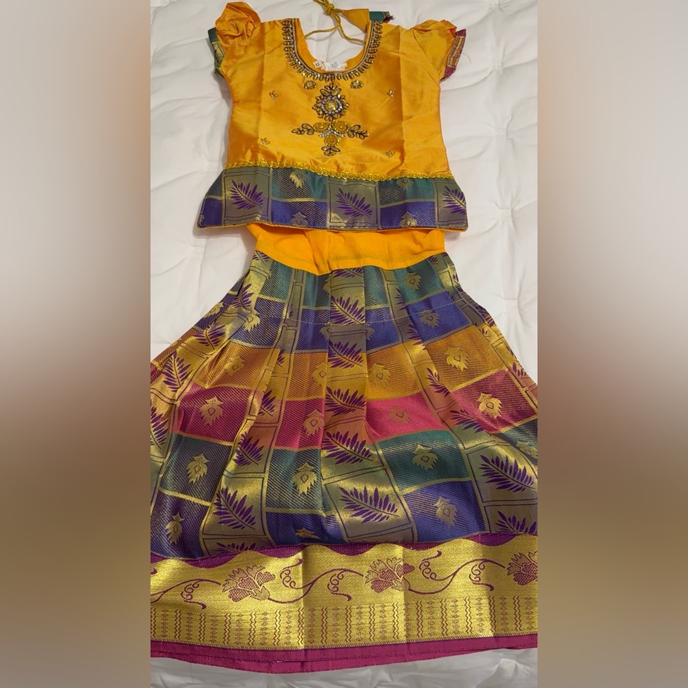 South Indian Pattu Pavadai set for girls 3-5 years old NWOT - Picture 3 of 6